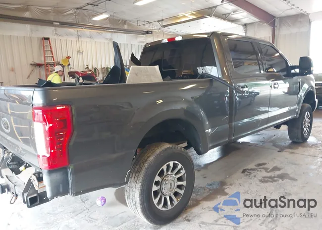 1FT7W2BT1HEE69676: 42753757