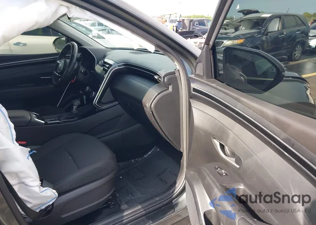 5NMJB3AE8NH077393: 42753835