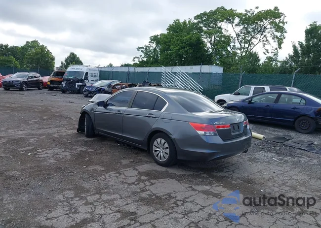 1HGCP2F34CA194490: 42753866