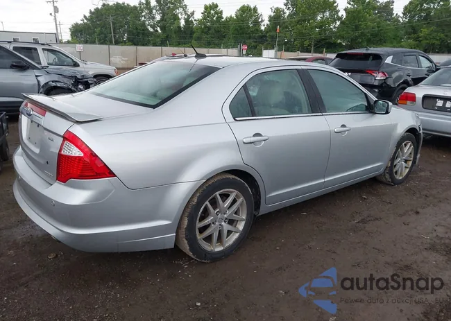 3FAHP0JG0BR165095: 42755117