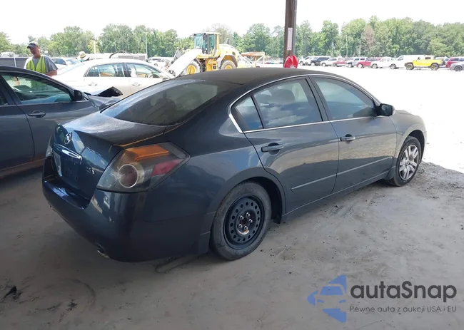 1N4AL2AP8BN438084: 42755143