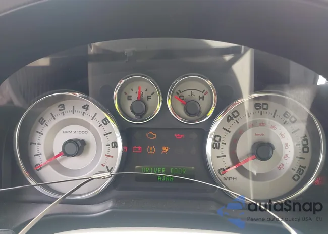 2FMDK49CX8BA23677: 42755176