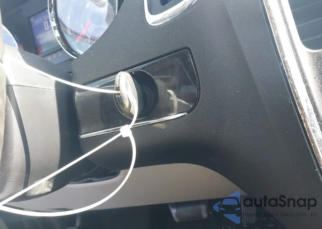 2C4RC1BG5ER279795: 42755201