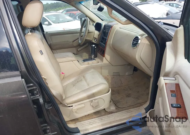 1FMEU64EX6UA82173: 42755352