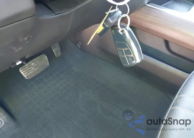 1GCUDJEL6RZ392988: 42755401