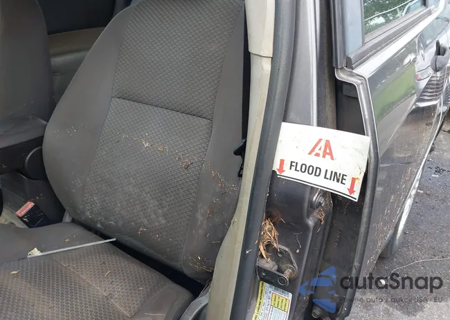 1FAFP37N86W165198: 42755458