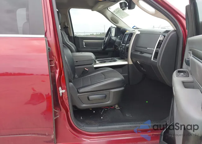 1C6RR6LT4JS251946: 42755519