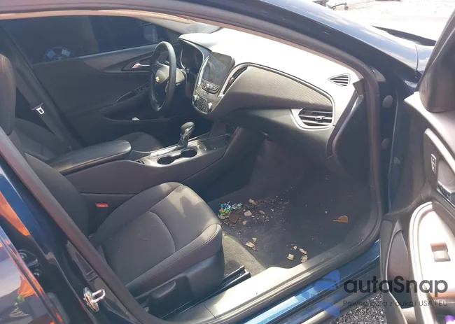 1G1ZD5ST2NF143397: 42754679