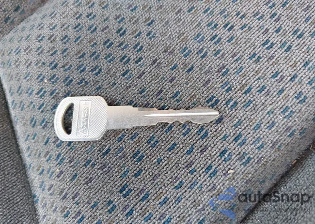 2GCEK13T941317412: 42755004