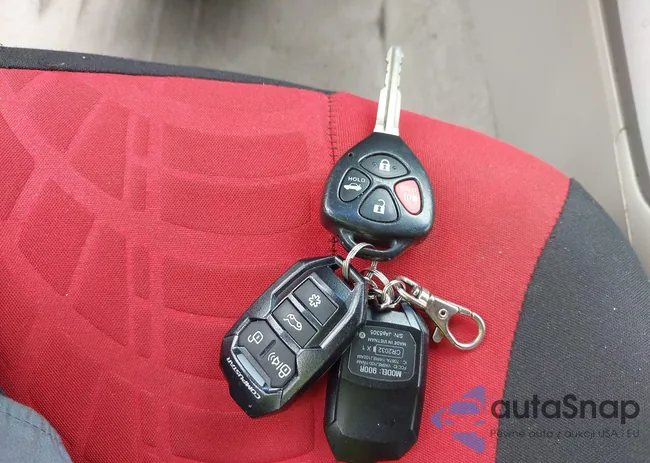 1NXBU40E69Z155122: 42756279