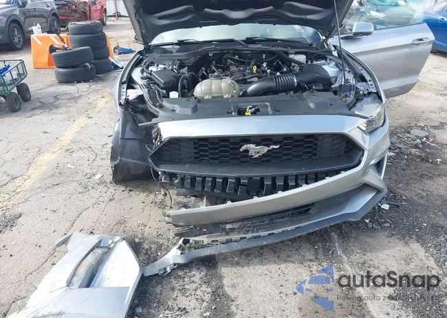 1FATP8UH2M5101370: 42756464