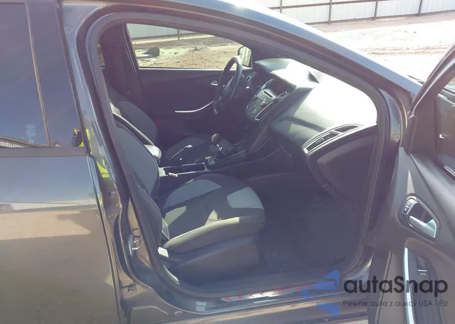 1FADP3L97GL301288: 42756476