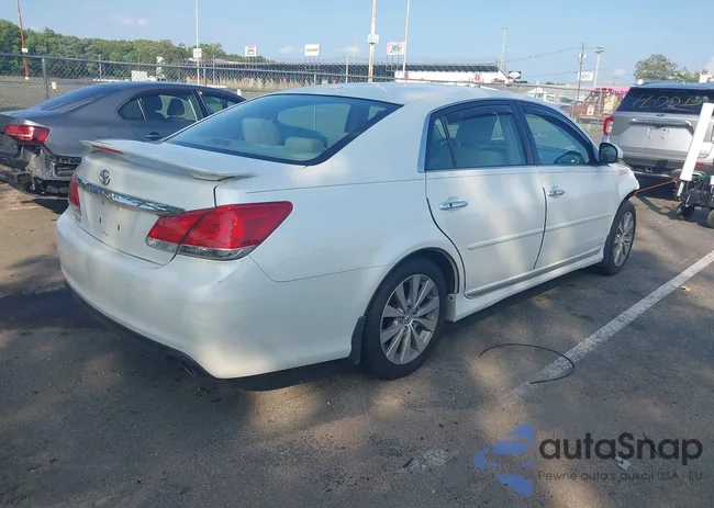 4T1BK3DB4BU413269: 42756547