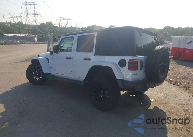 1C4JJXP61PW604992: 42756572