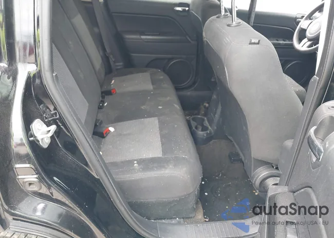 1C4NJDBB2HD167652: 42756601