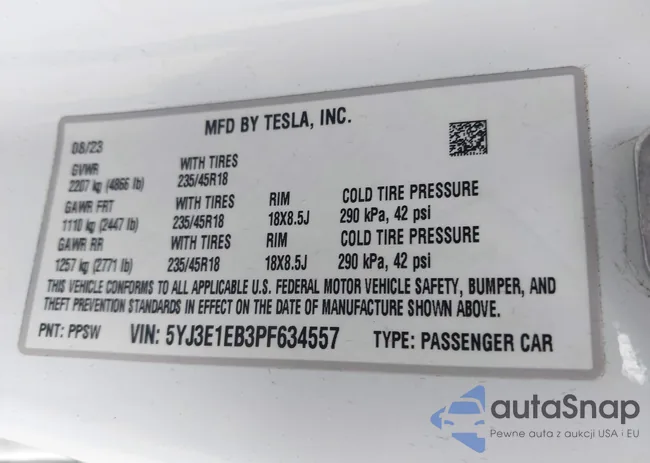 5YJ3E1EB3PF634557: 42756656