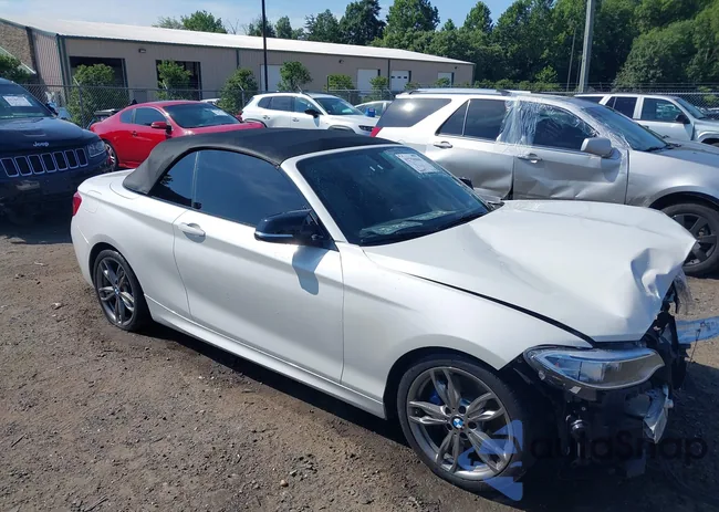 WBA1M1C5XFV393715: 42756661