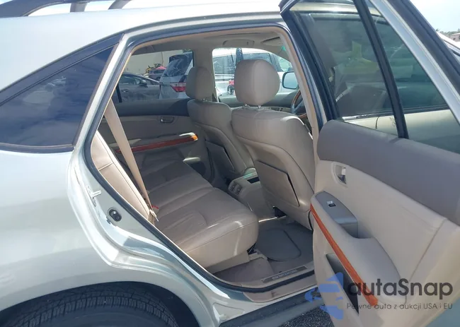 2T2GK31U98C029912: 42755763