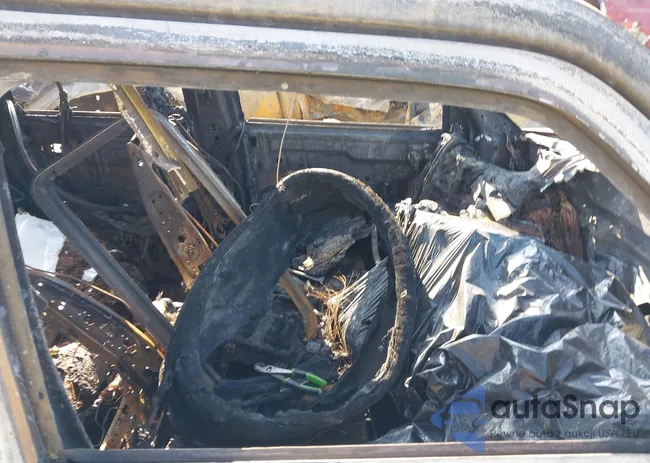 1C4NJRFB1FD155545: 42755851