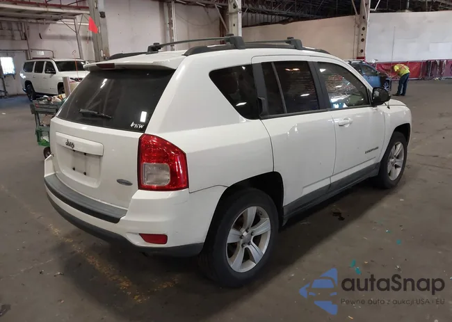 1J4NF1FB7BD135971: 42755907