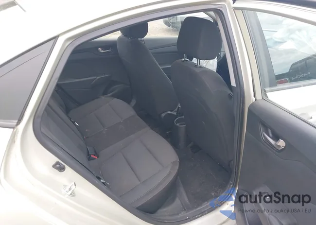 3KPC24A35JE028649: 42757282