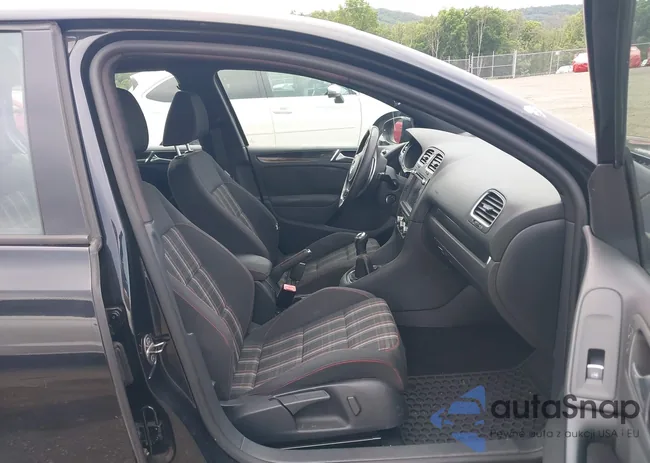 WVWGD7AJXAW122771: 42757295