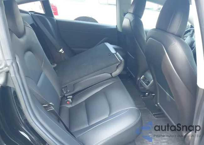 5YJ3E1EBXJF068470: 42757300