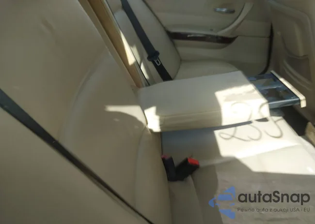 WBAVC93537KX56779: 42757309