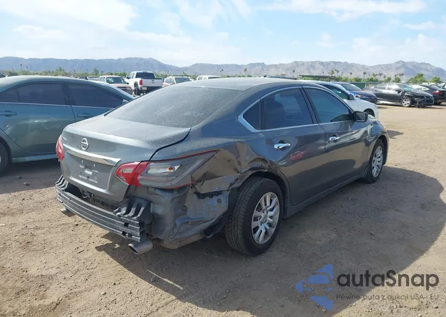 1N4AL3APXJC477758: 42757427