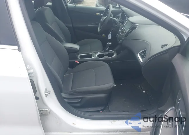 1G1BE5SM6J7228657: 42757445