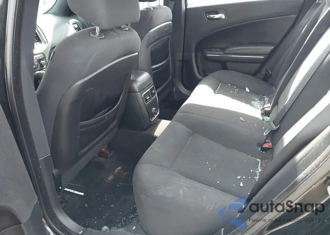 2C3CDXBGXDH720125: 42757574