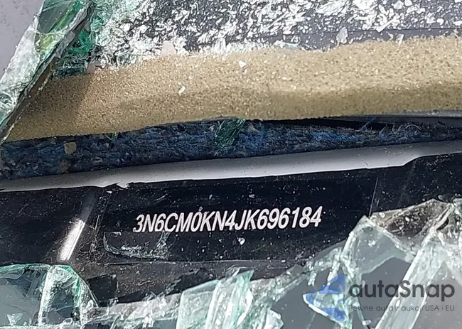 3N6CM0KN4JK696184: 42756679