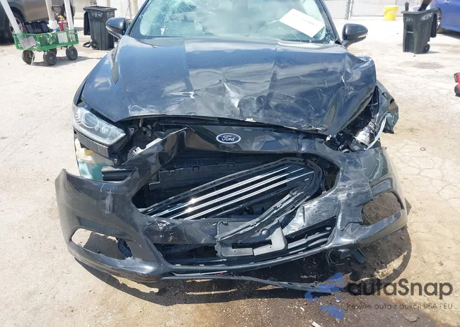 3FA6P0HD5FR242701: 42756802