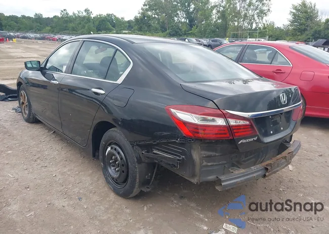 1HGCR2F38GA176686: 42756806