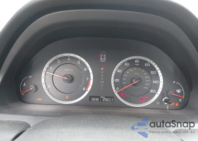 1HGCP2F84BA047533: 42756972