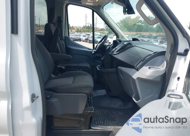 1FBAX2CM2HKA76480: 42757002