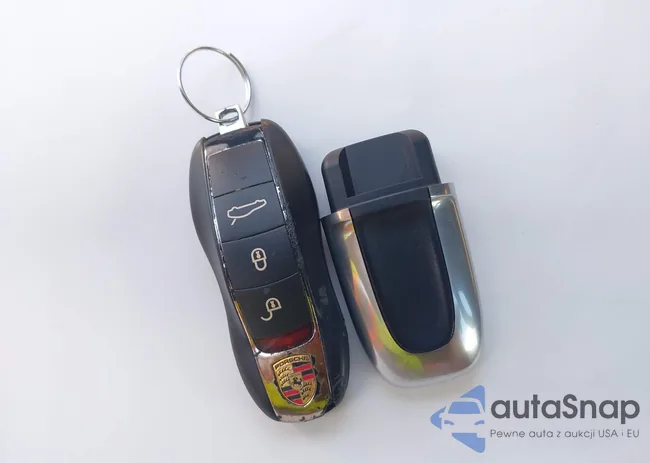 WP0AA2A71GL003099: 42758096