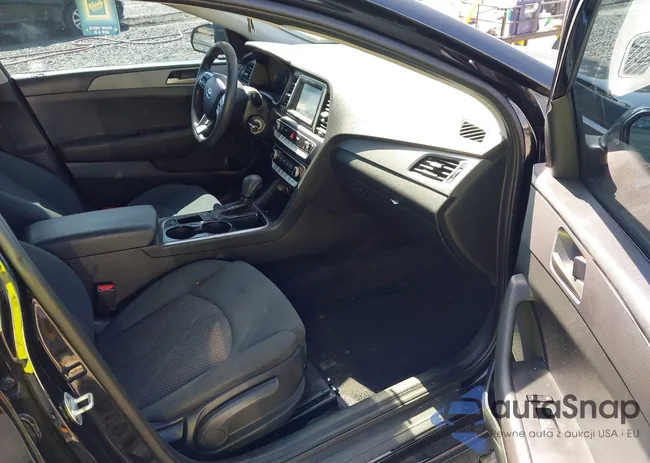 5NPE24AF2KH764495: 42758098