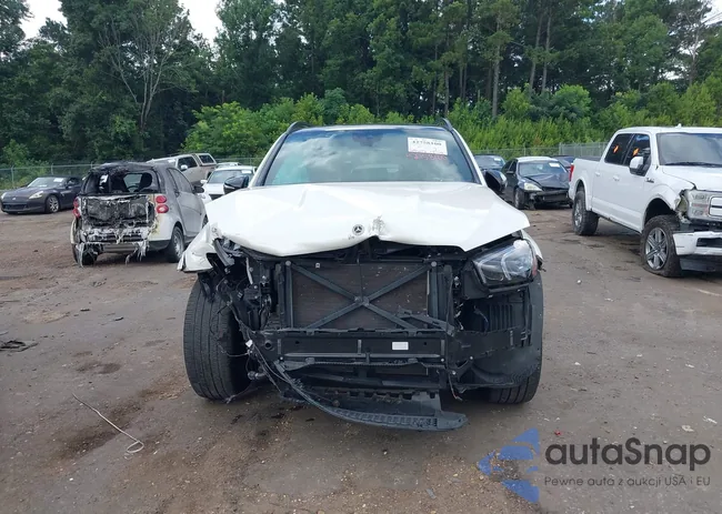 4JGFB4JBXPA927194: 42758100