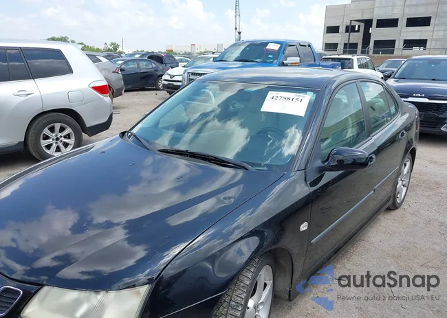 YS3FB49S841001633: 42758151