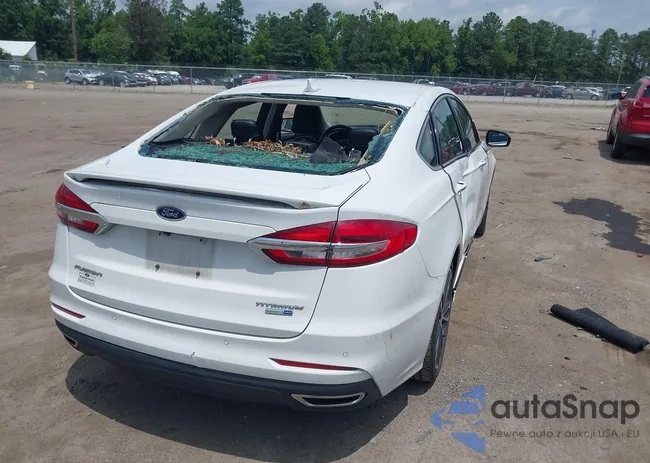 3FA6P0D94LR117072: 42758166