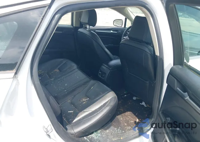 3FA6P0D94LR117072: 42758166