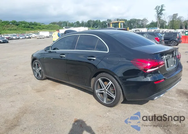 WDD3G4FB0KW010753: 42758225