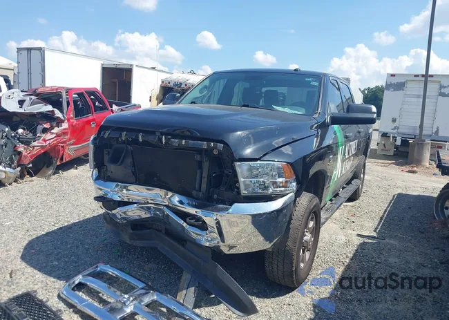 3C6UR5CL2JG411687: 42758228