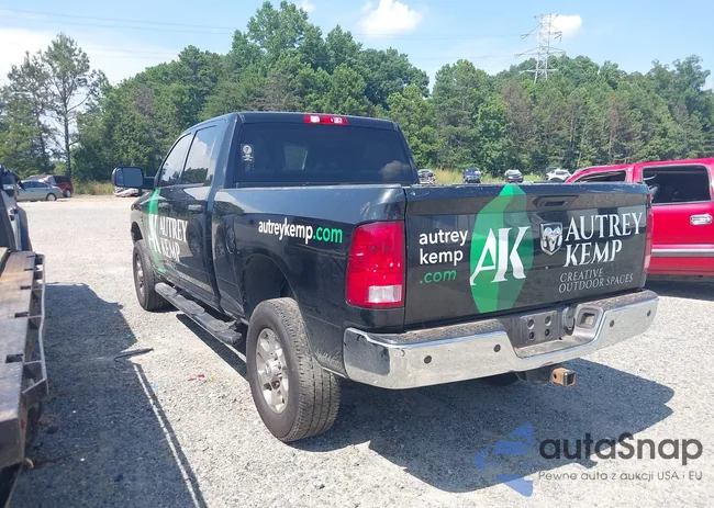 3C6UR5CL2JG411687: 42758228