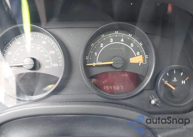 1C4NJRFBXFD417885: 42758393