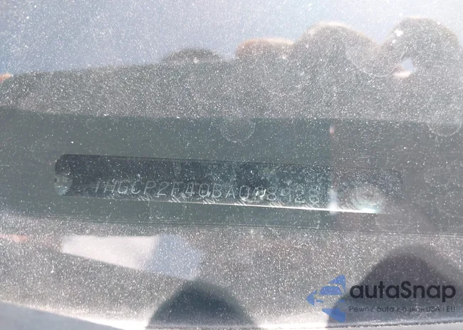 1HGCP2F40BA098928: 42758410