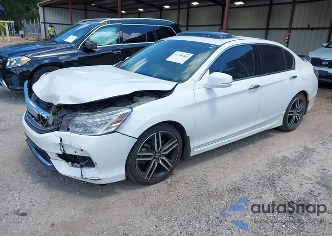 1HGCR3F93HA017649: 42758462