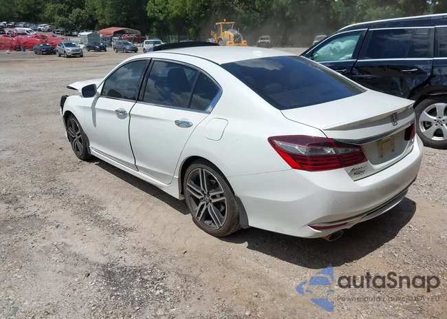 1HGCR3F93HA017649: 42758462