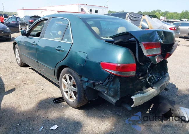 1HGCM66523A013095: 42758497